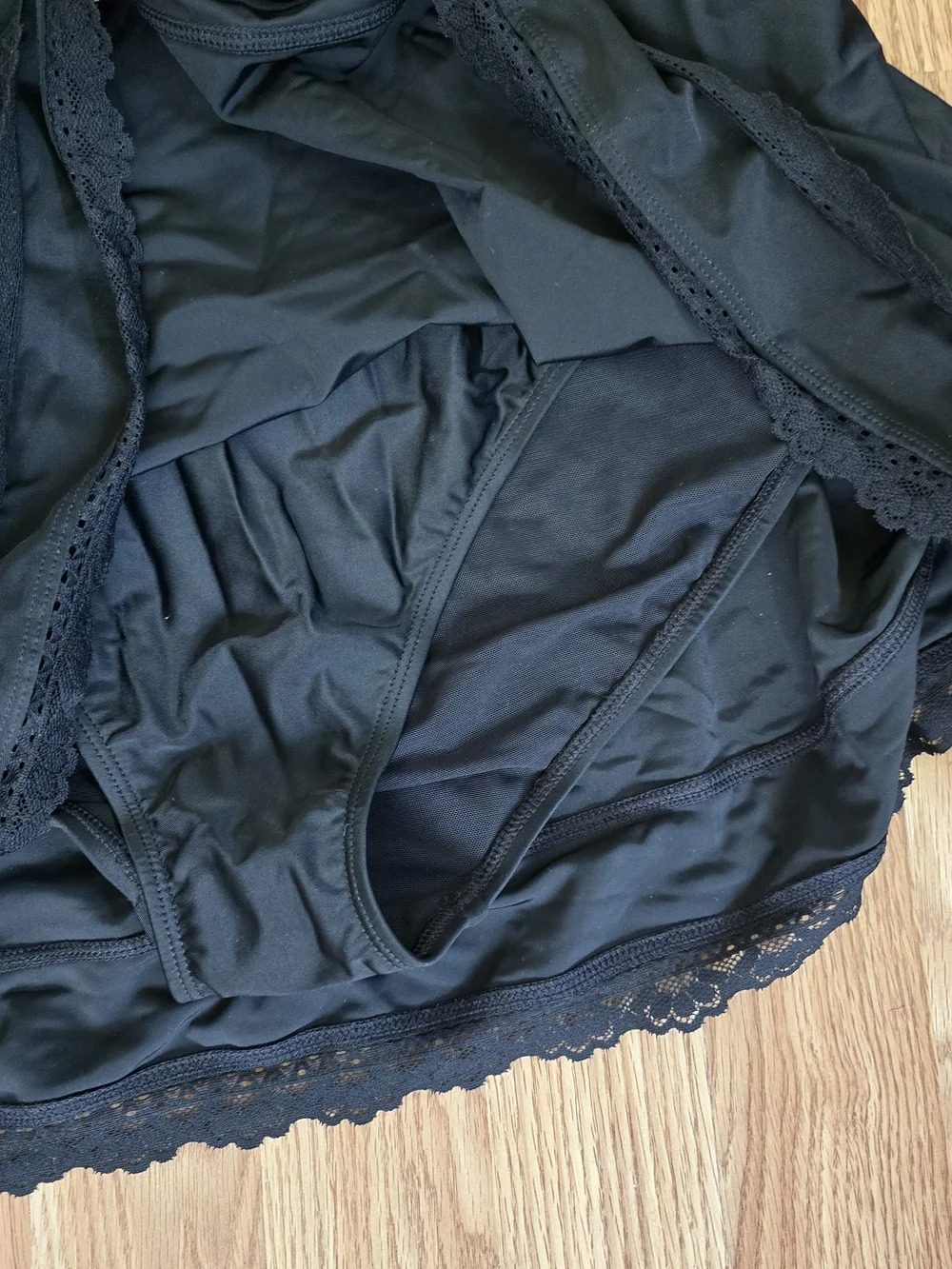 Torrid Wireless Lace Trim Swim Dress Black Size 3X NWT